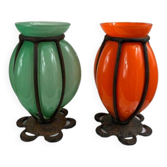 Paire de vases enchâssés