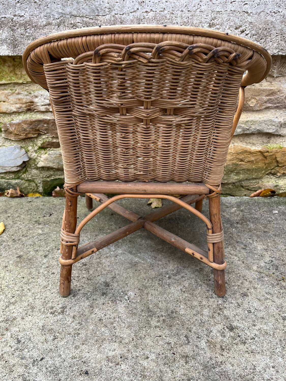 Fauteuil en rotin enfant vintage