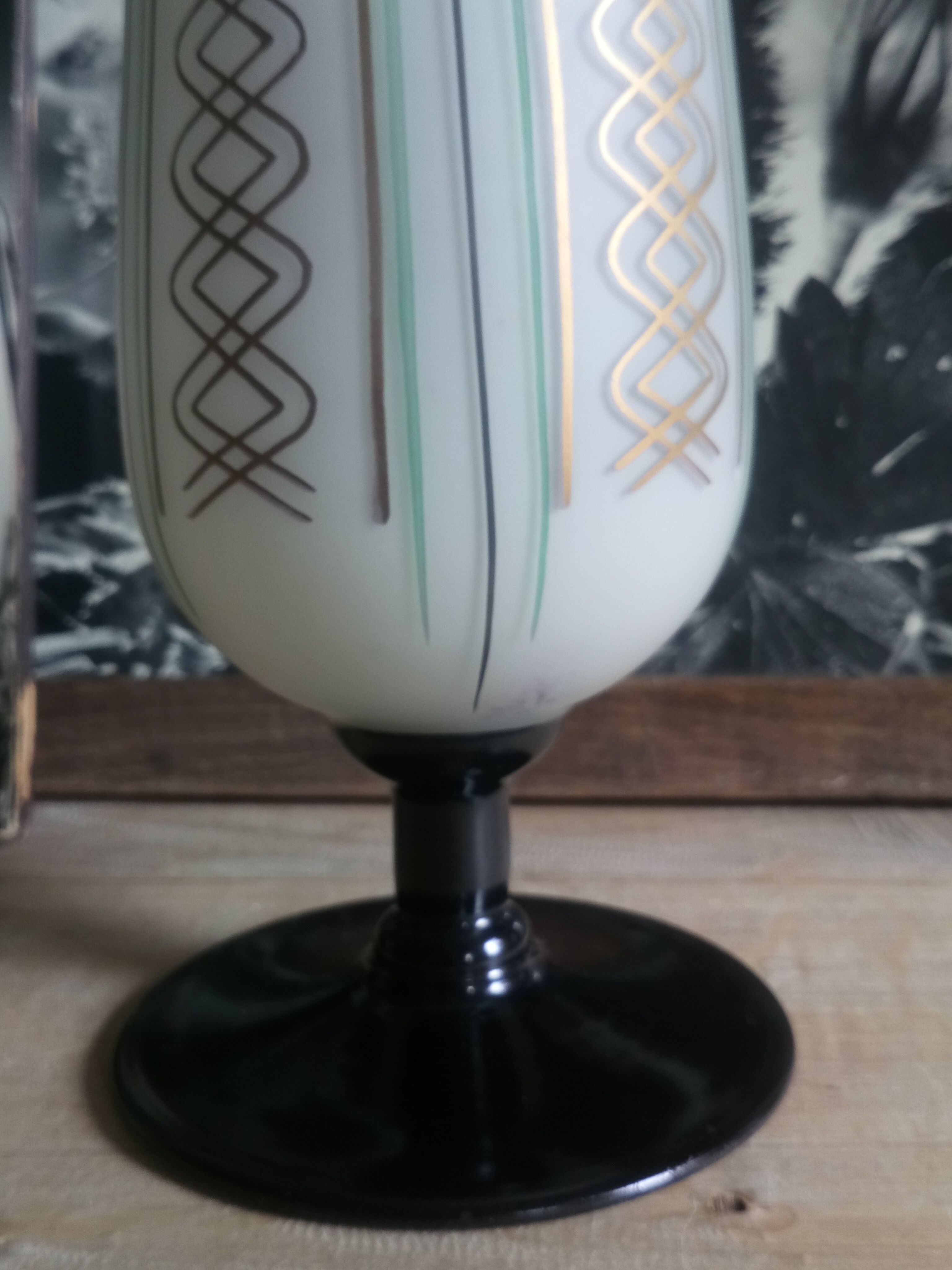 Vase in opaline, 50s