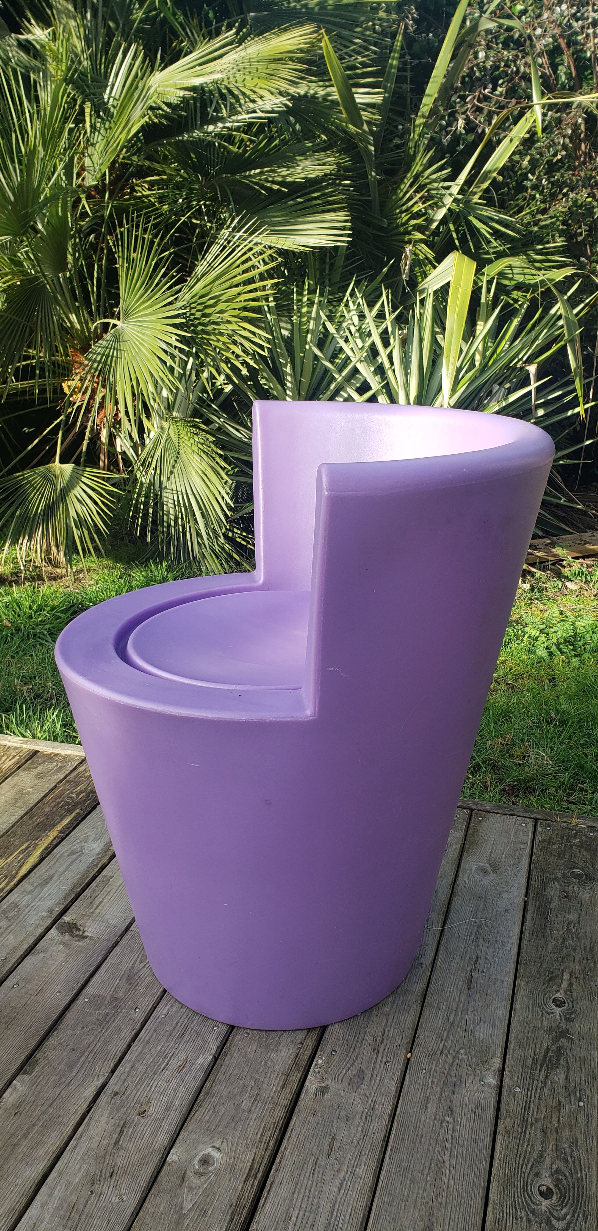 Tube tom dixon armchair