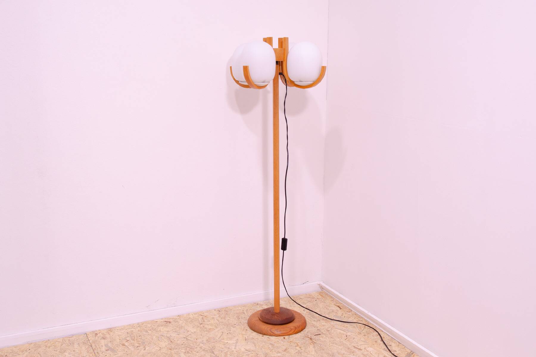 Lampadaire d'hôtel de l'ère atomique, Tchécoslovaquie, années 1970