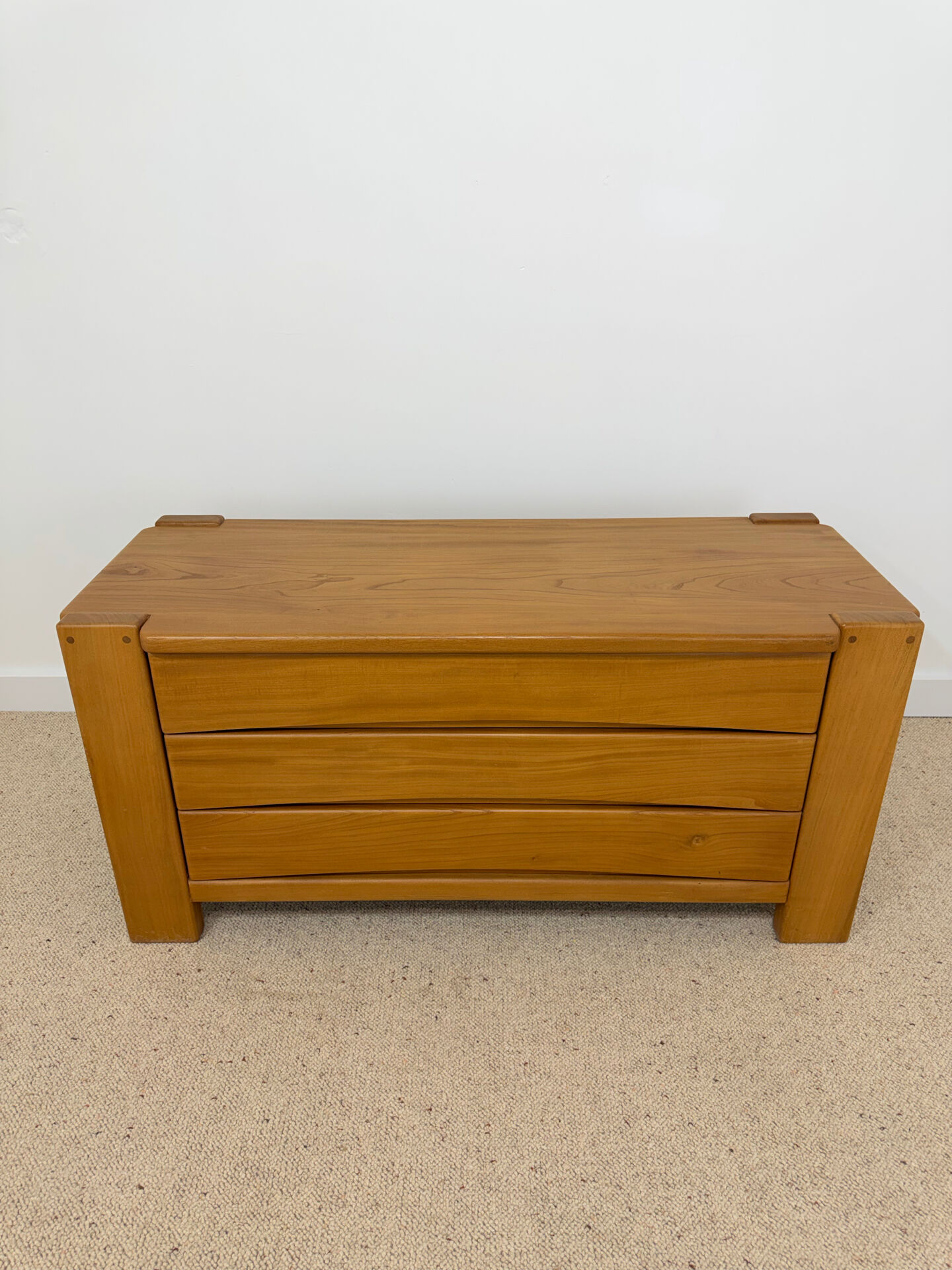 Commode vintage en orme – années 70