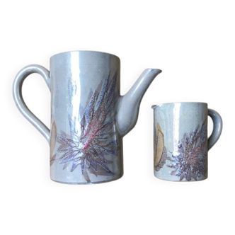 Set of 1 jug and 1 milk jug signed La Roue Vallauris.