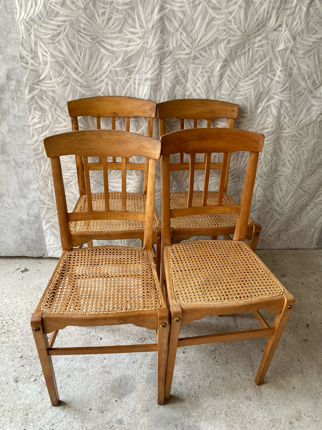 Canned chairs bistrot Stella