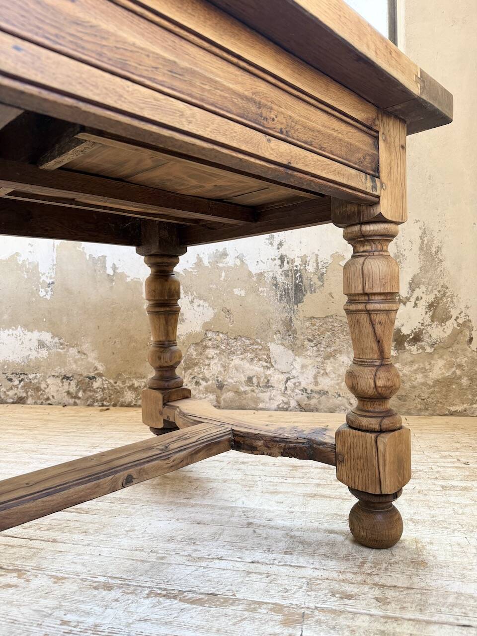 Solid oak drapery farmhouse table 2m5 XL