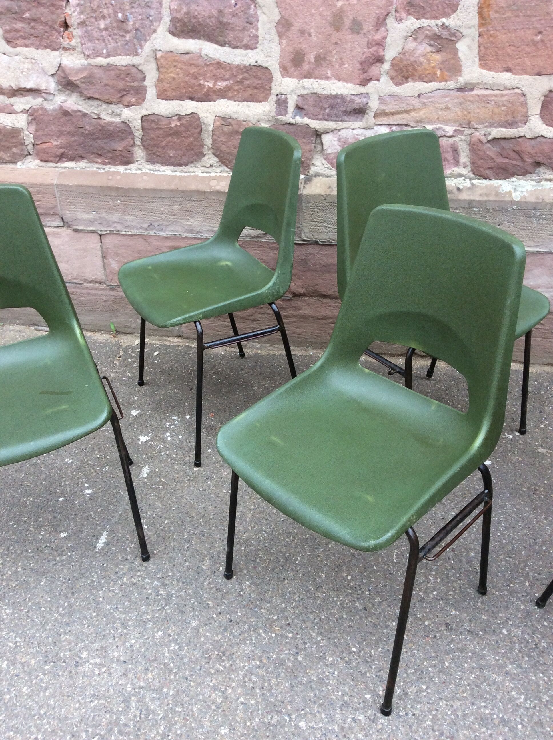 Vintage metal & plastic design chairs 1960 grosfillex