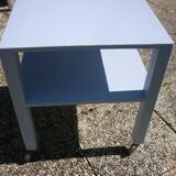 Square wooden table on wheels, 2 trays