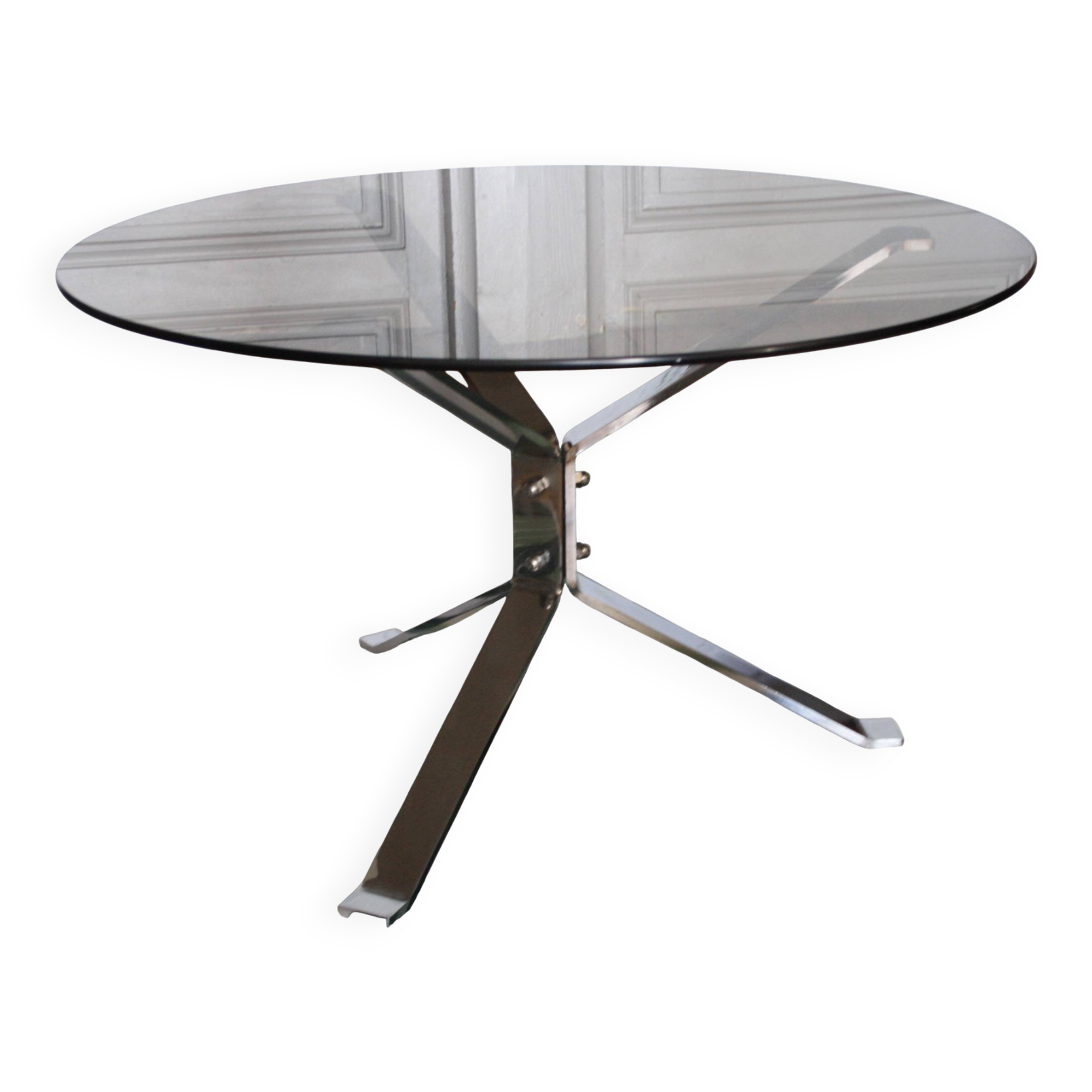 Round coffee table in smoked glass and chrome