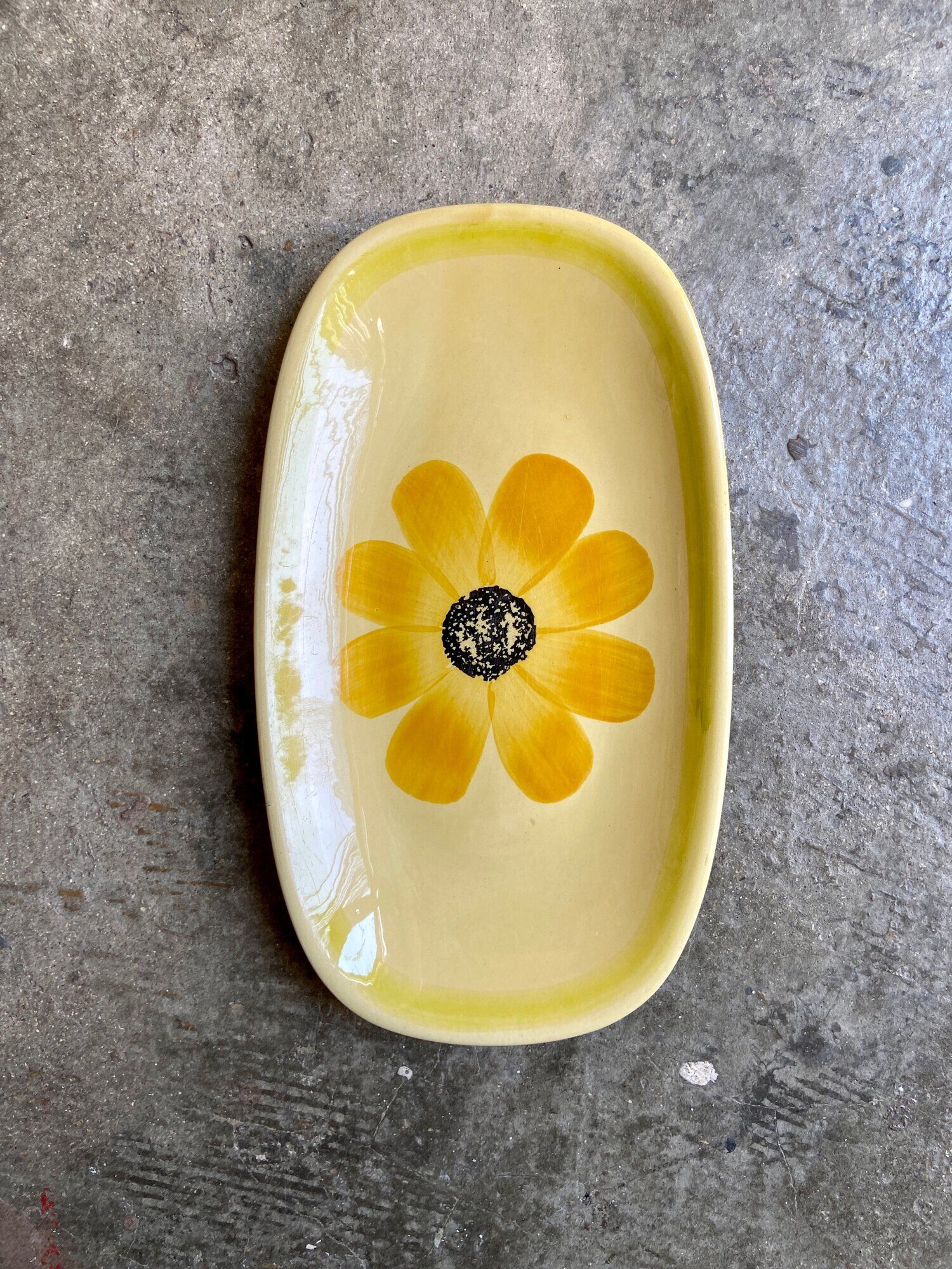 Gien hand-painted earthenware dish, "Soleil" service