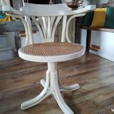 White swivel chair