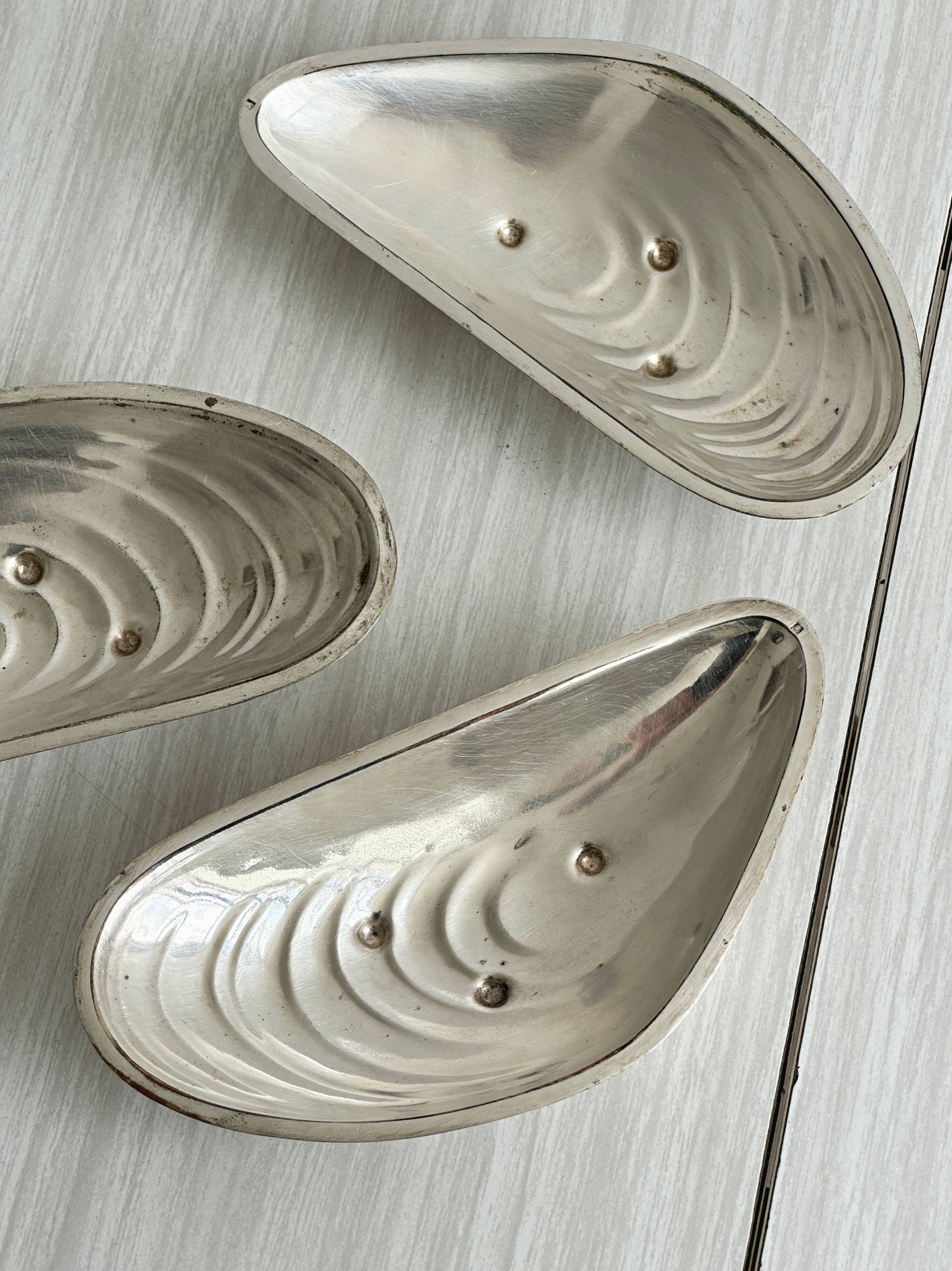 Three vintage silver shell bowls