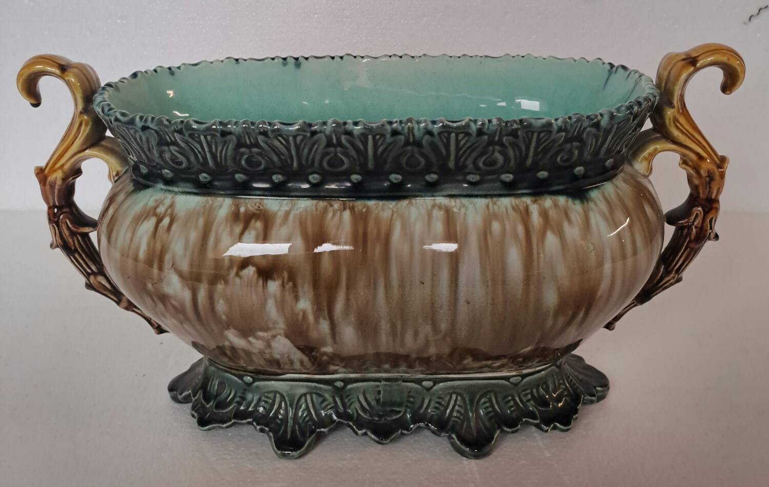Slip planter
