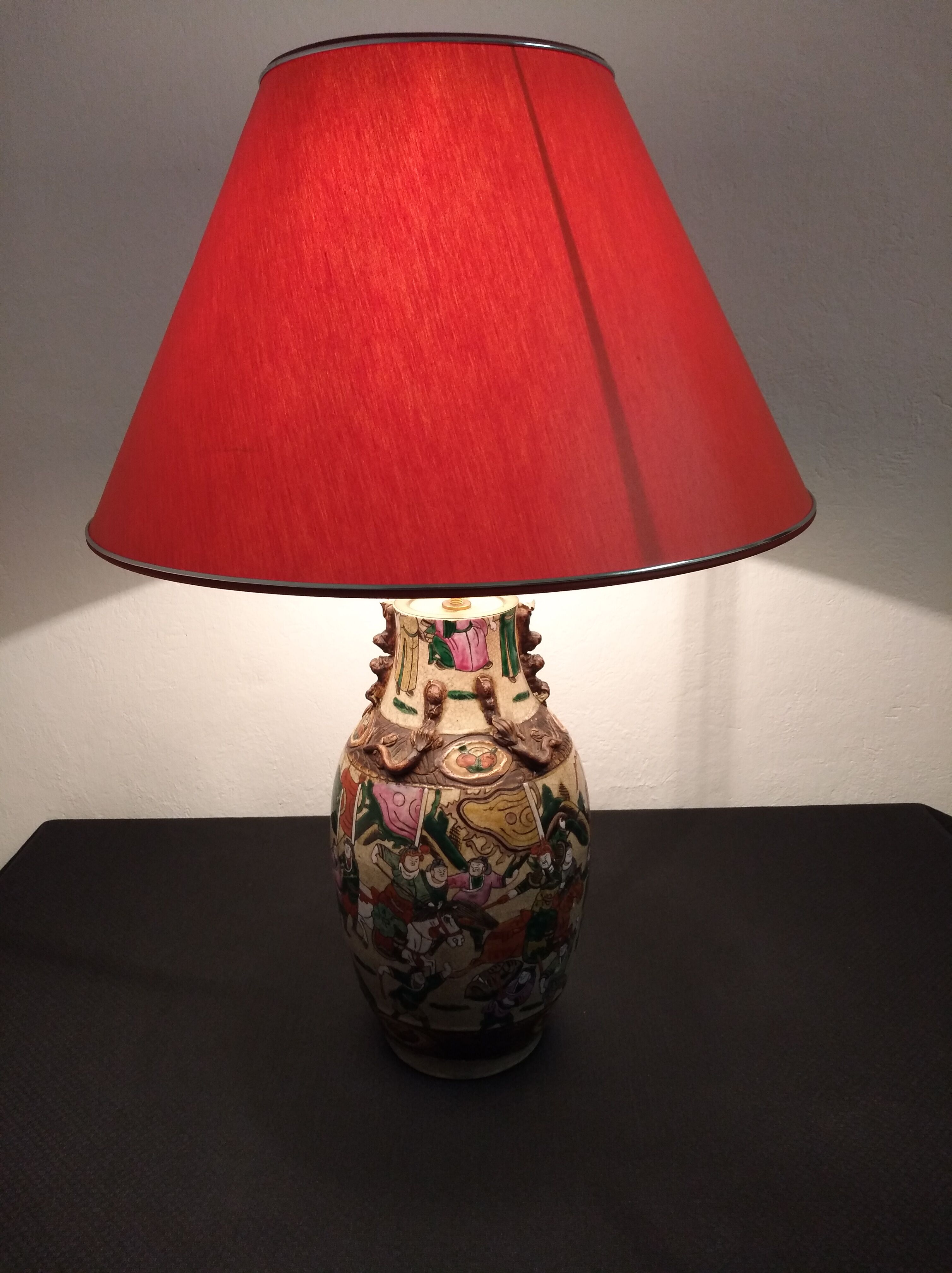 Chinese ceramic lamp