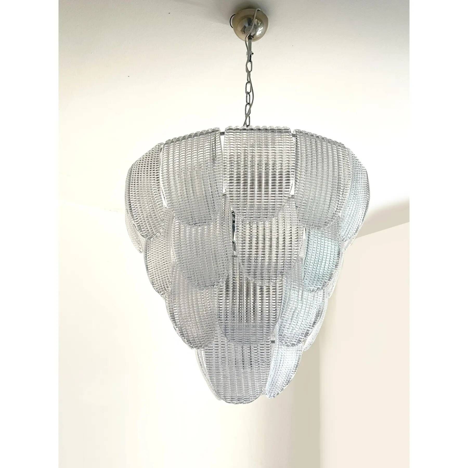 Contemporary Diamanted Trasparent “Petals” Murano Glass Chandelier by Simoe