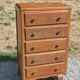 Vintage oak chest of drawers with 5 drawers from the 1950s.