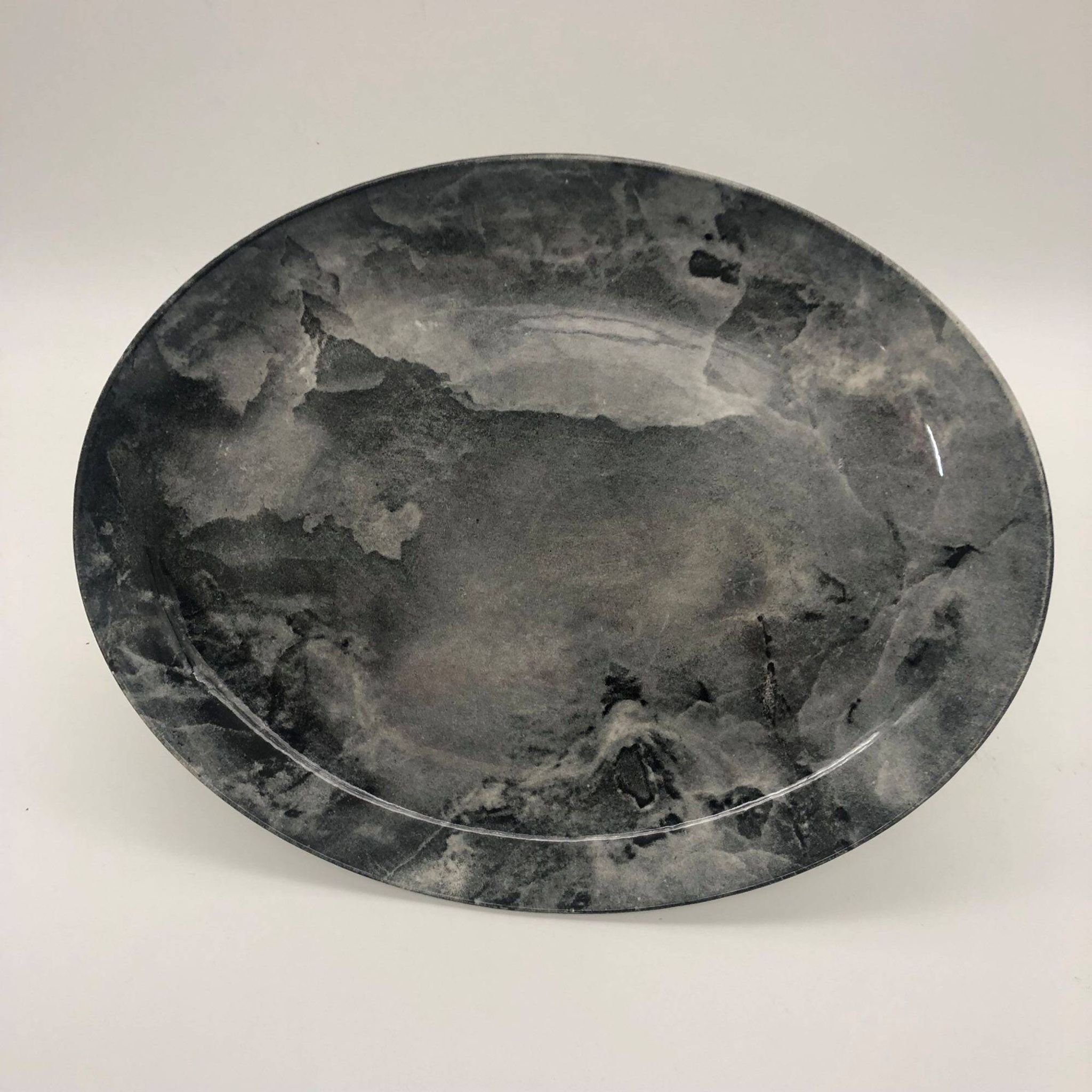 Oval serving platter, Federated Potteries Staffordshire (England).
