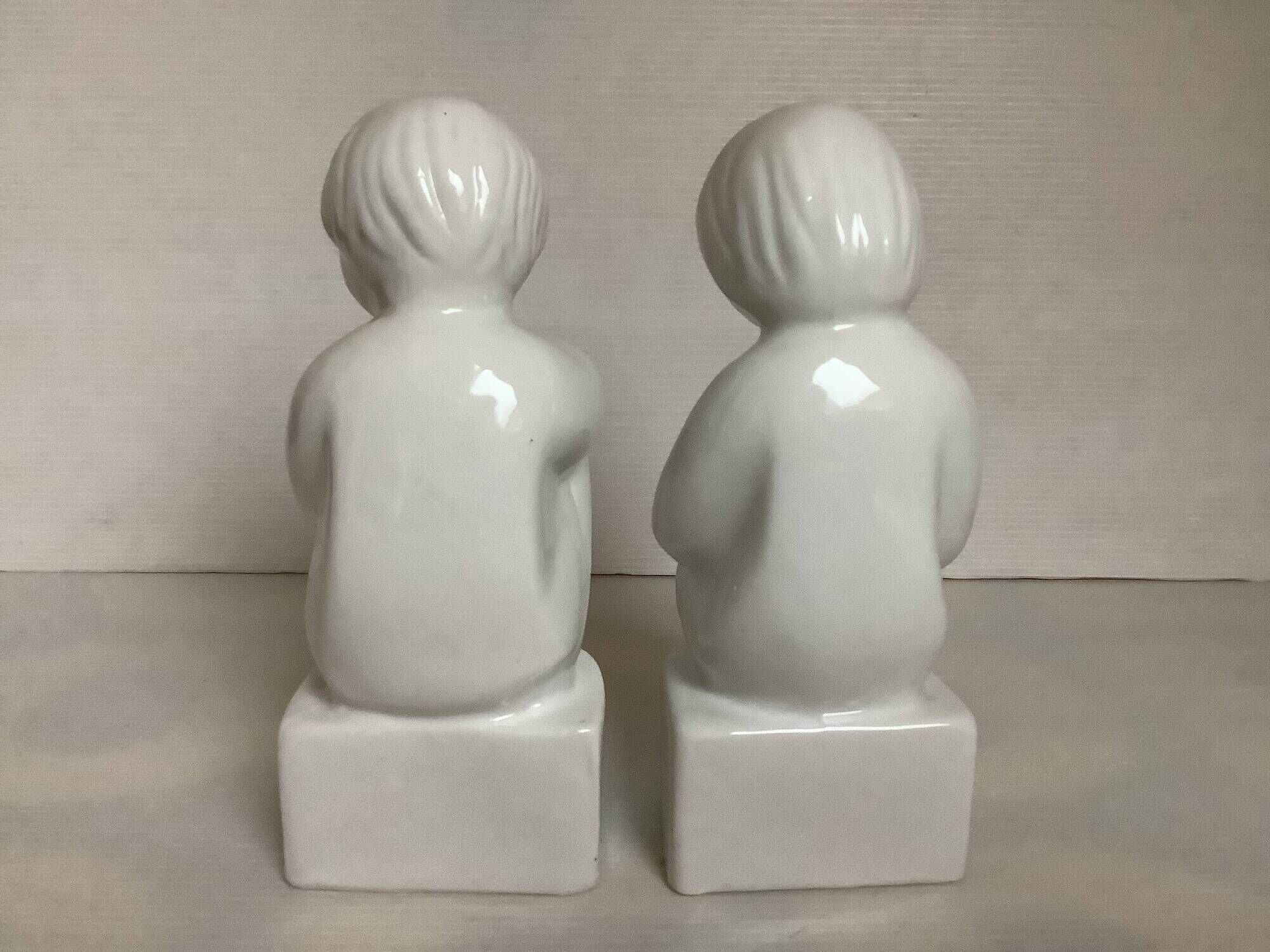 Pair of children's bookends reading from the 70s
