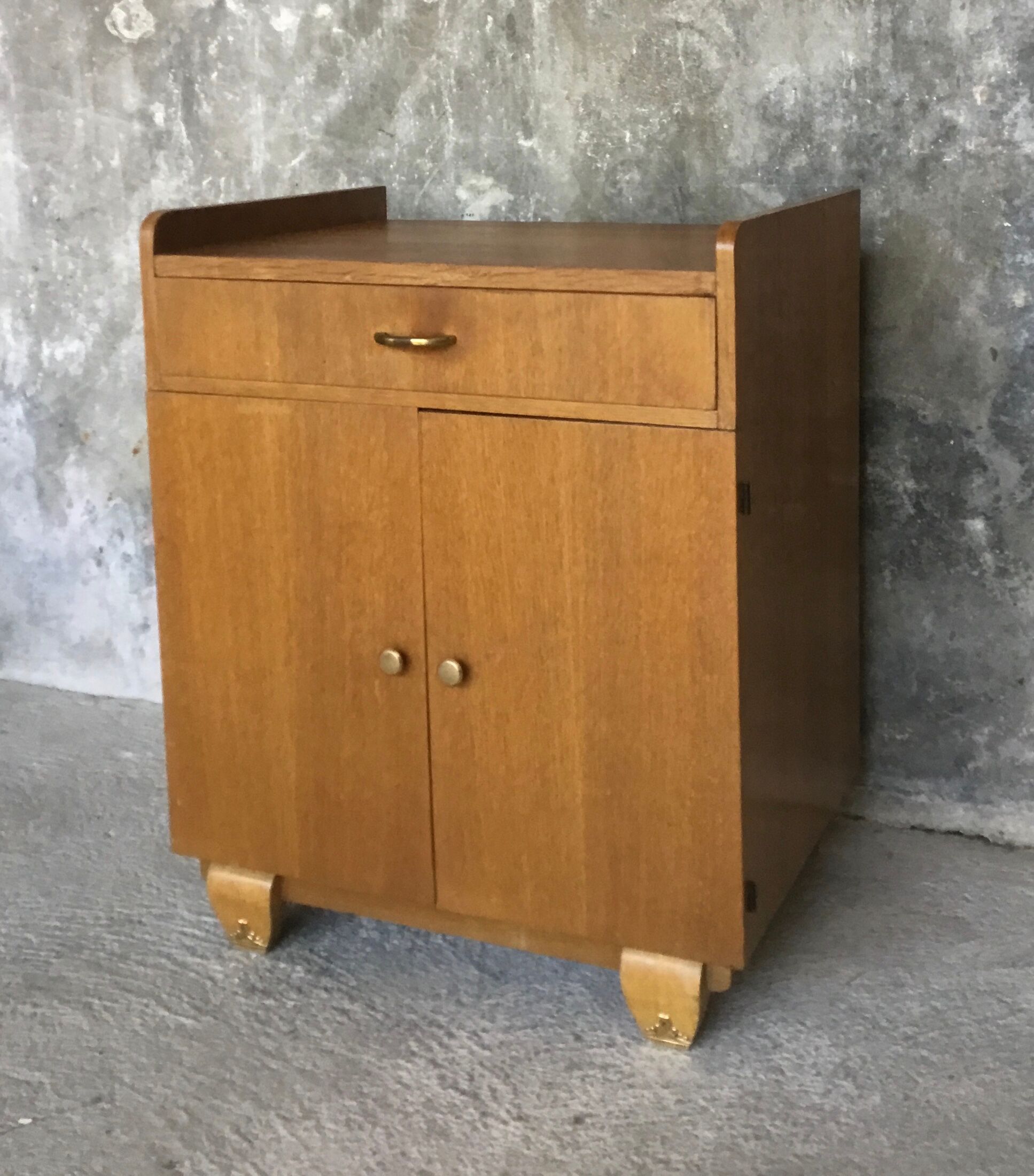 Trieur ou petit buffet vintage meuble de métier 1960