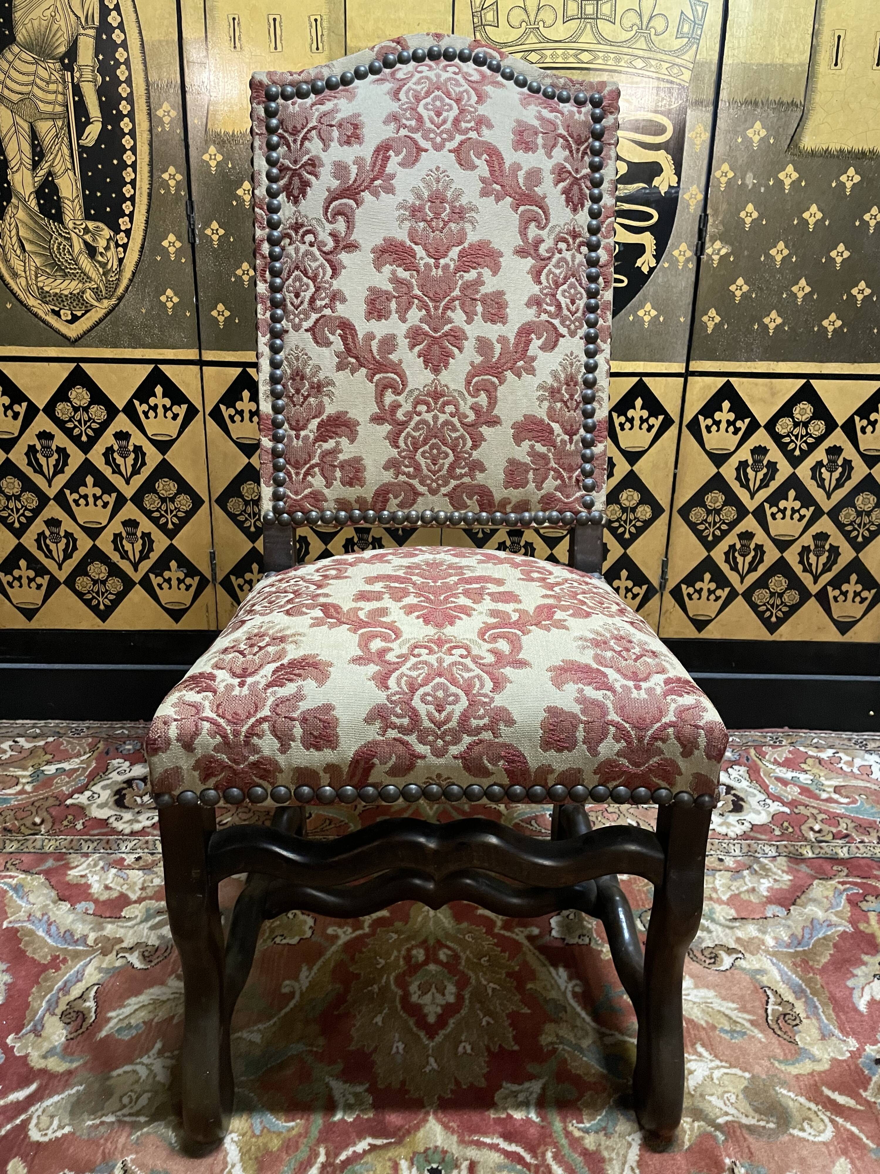 Set of 4 Louis XIII "Sheep bone" chairs