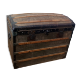 Travel trunk 1900