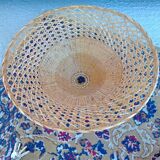 Wicker lampshade suspension