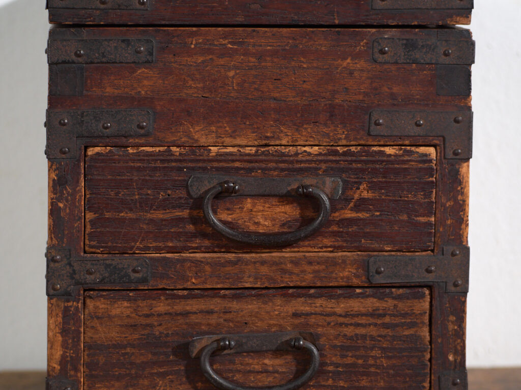 Japanese ko-dansu with hinged lid and paulownia wood drawers, Meiji–Taishō period, circa 1868–1926.