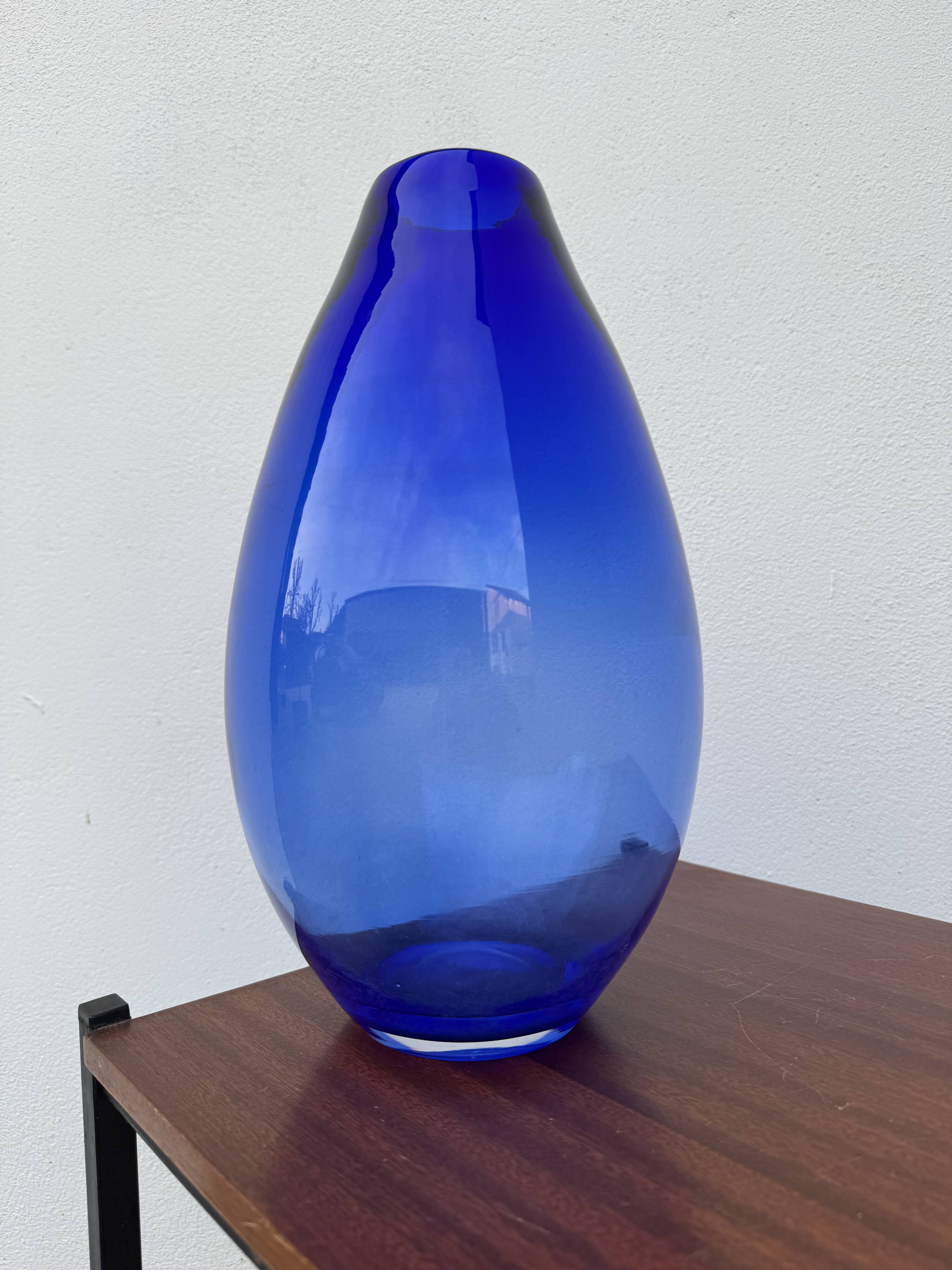 Large vintage cobalt blue blown glass vase