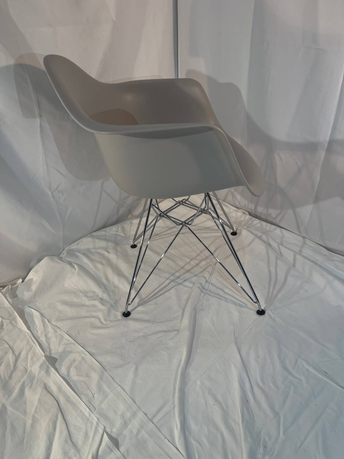 Chaise Vitra Eames Plastic Armchair DAR