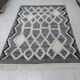 Modern Berber wool rug – Handmade Moroccan rug in grey and ecru.