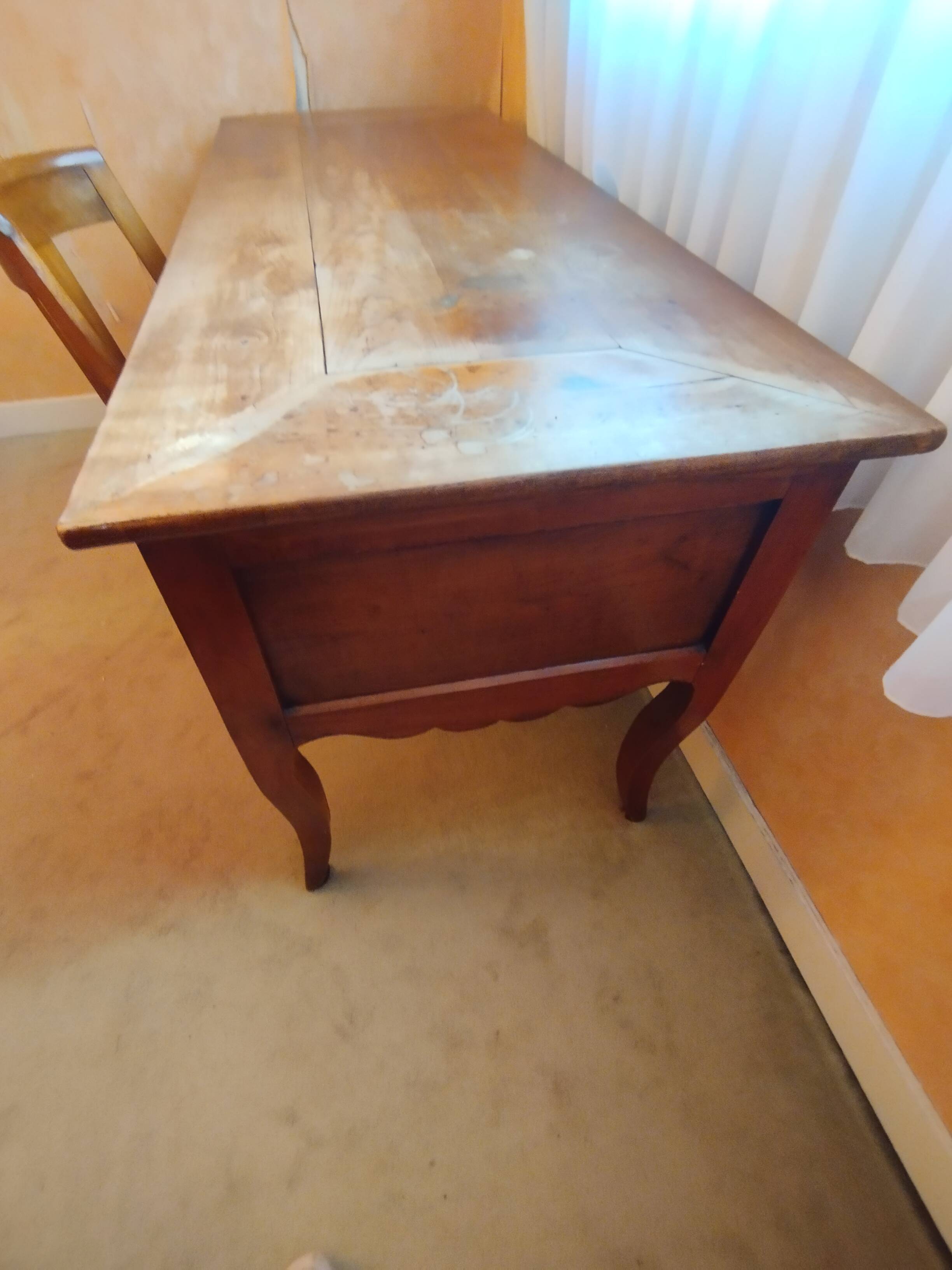 Large Louis XV mid-century desk in solid walnut.