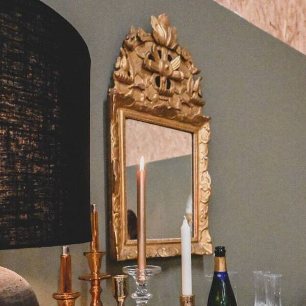 Petit miroir ancien en bois doré, style régence
