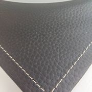 Applique ou plafonnier en verre dépoli et matière façon cuir
