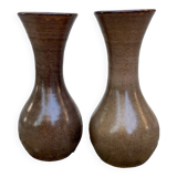 Set of 2 glazed pottery vases.