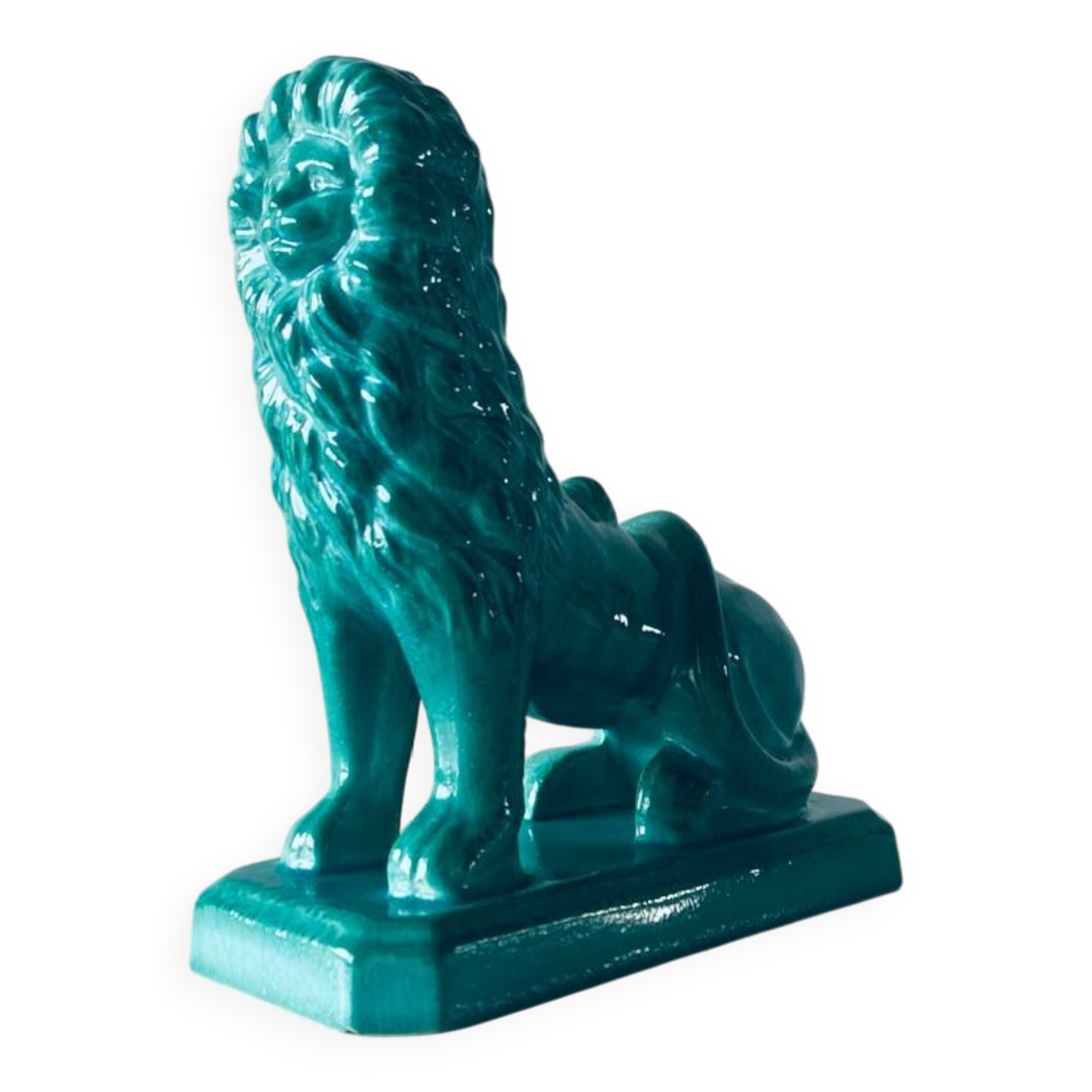 Ceramic lion sculpture