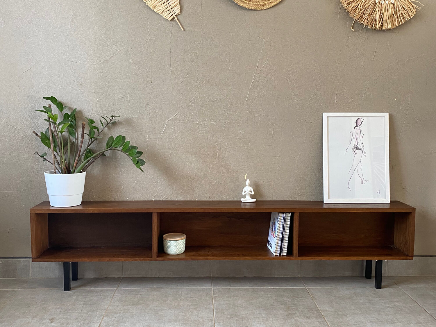 Enfilade of the 50s vintage solid wood (shallow)