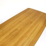 Dining table elliptical feet