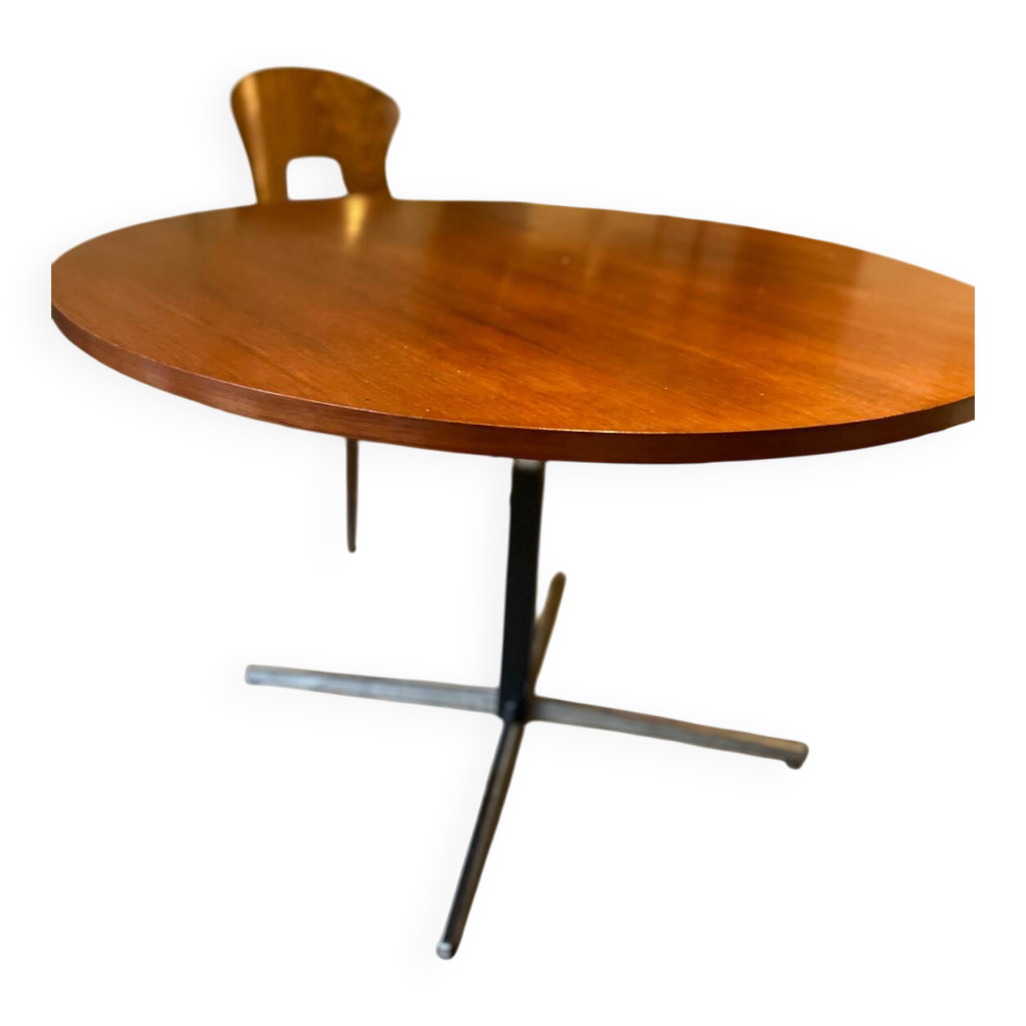 1 low and high table by the manufacturer Wilhelm Renz from the years.