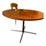 1 low and high table by the manufacturer Wilhelm Renz from the years.