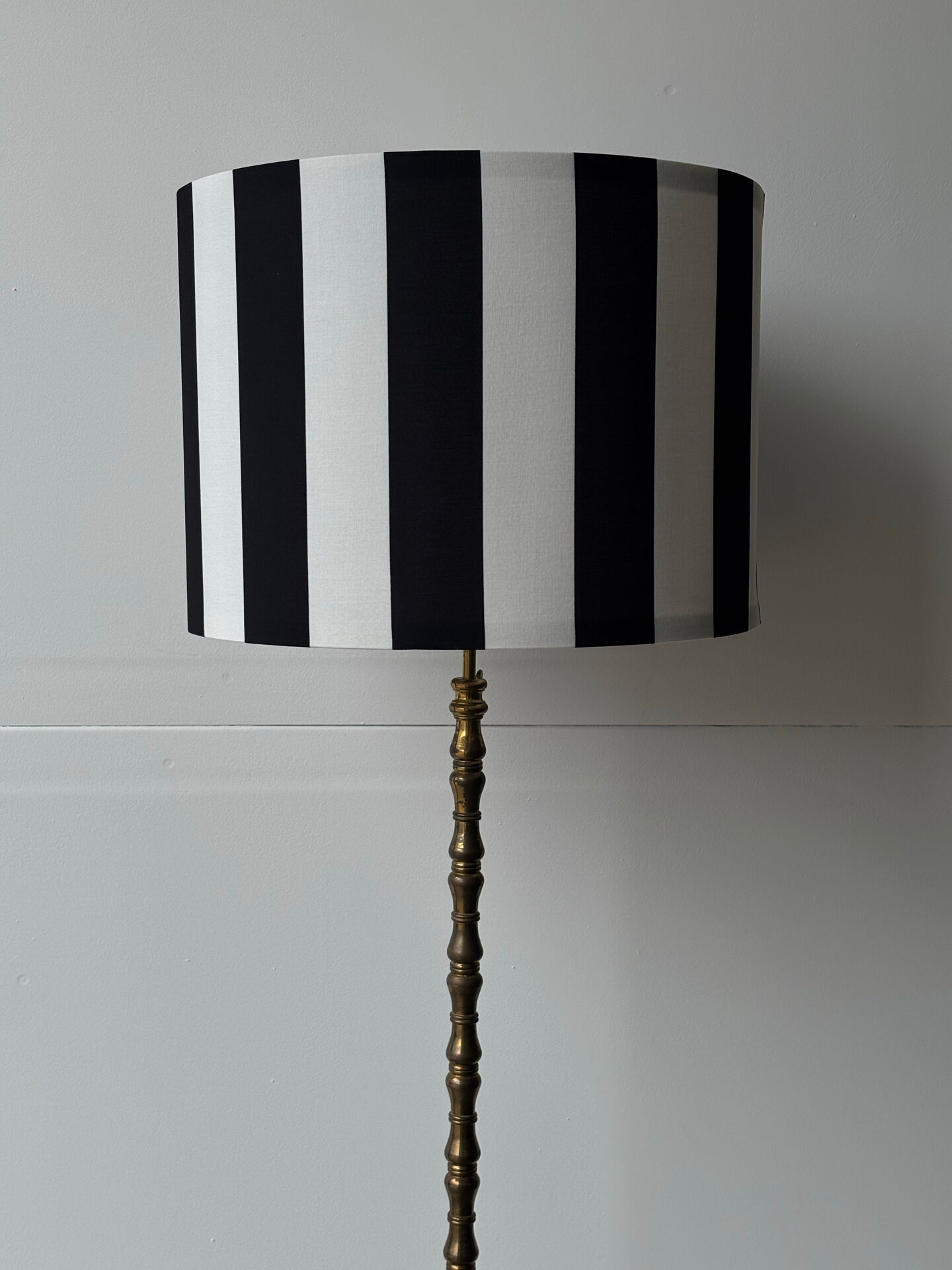 Brass floor lamp with adjustable height 1960
