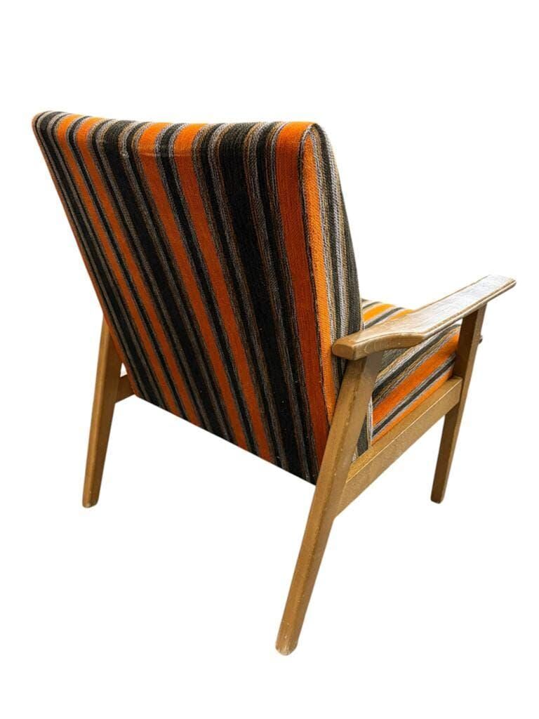 Vintage wooden armchair / single chair / orange-brown lounge chair
