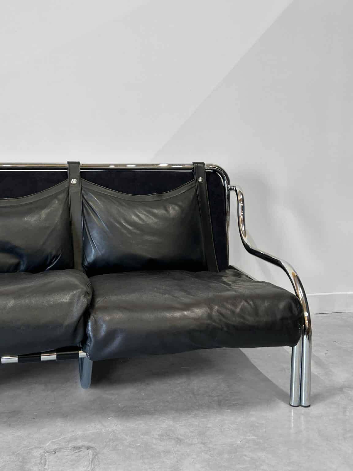 Stringa 3-seater vintage sofa