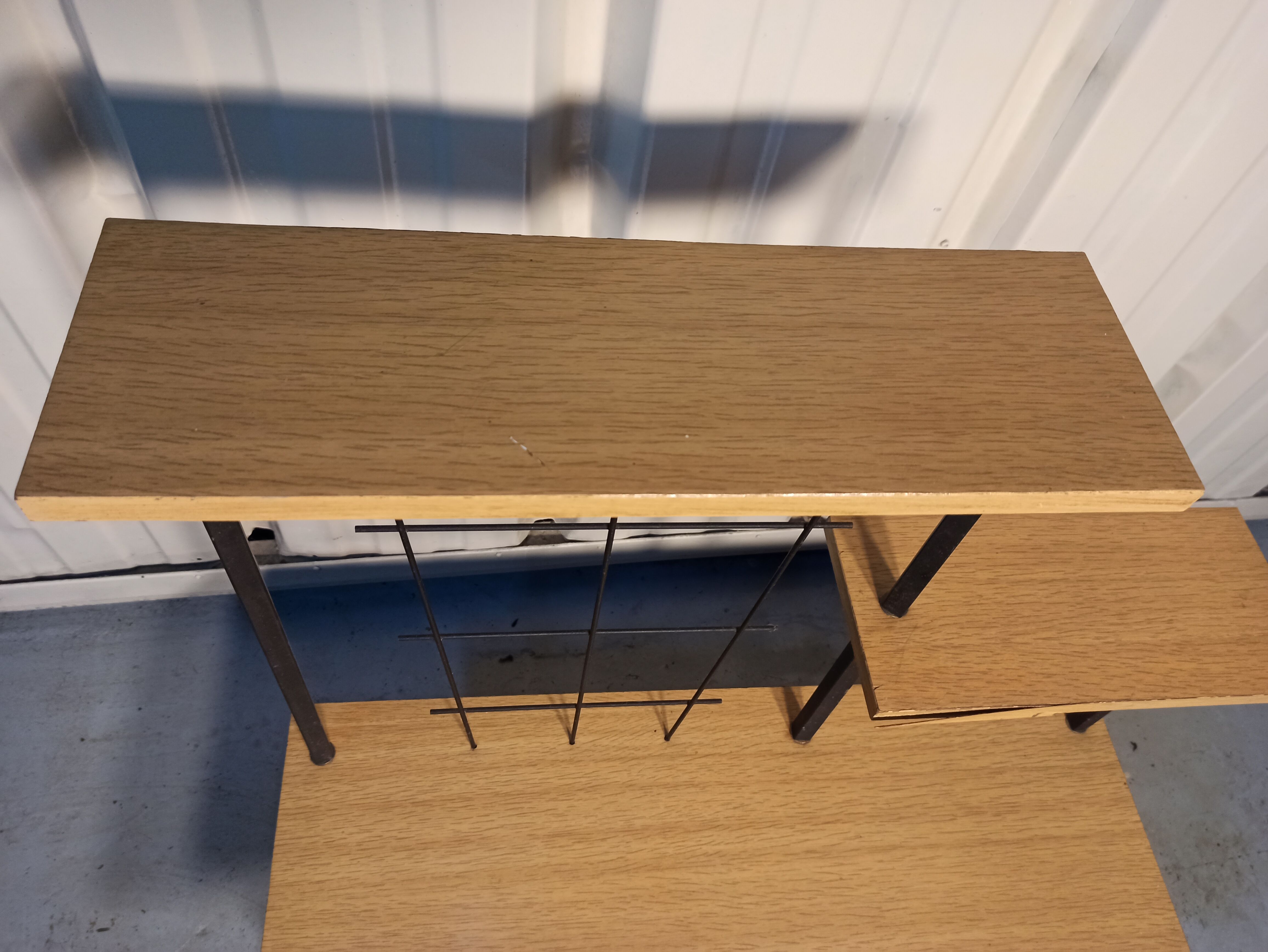 Shelf of the 50s-60s on 3 levels