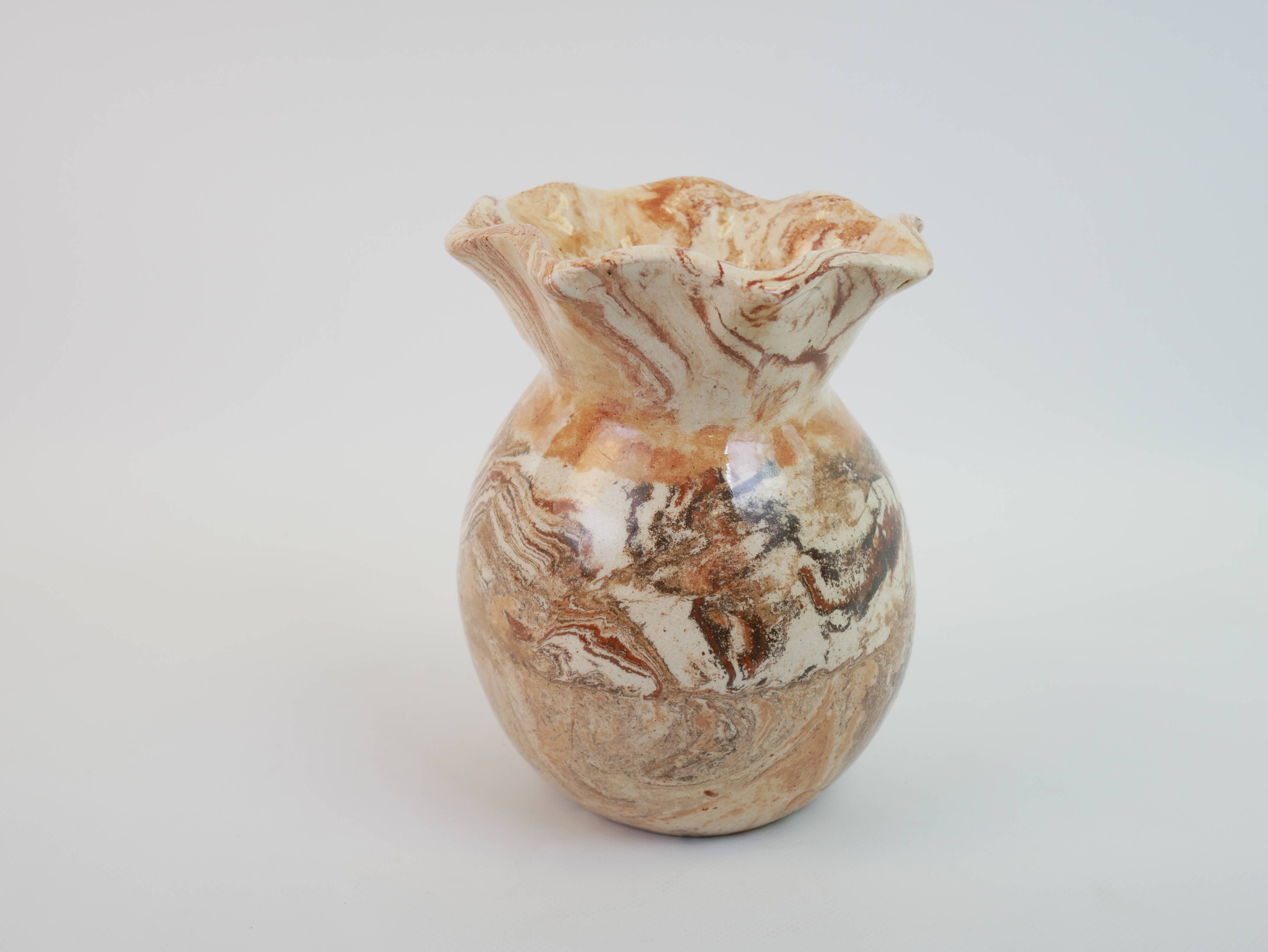 Round vase with corolla neck in ochre mixed earth