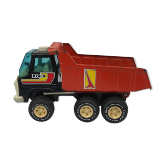 Camion en métal