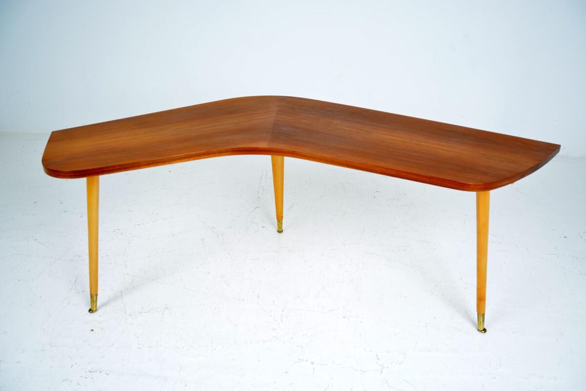 Coffee table 'boomerang' free-form dating back to the 1960s
