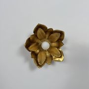 Set of 3 vintage flower wall lights, gold metal, France, 1970.