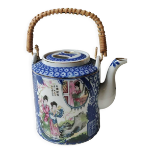 Théière en porcelaine d inspiration