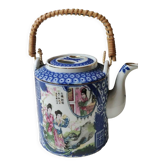 Japanese-inspired porcelain teapot.otifs Geishas kimonos, cherry blossoms