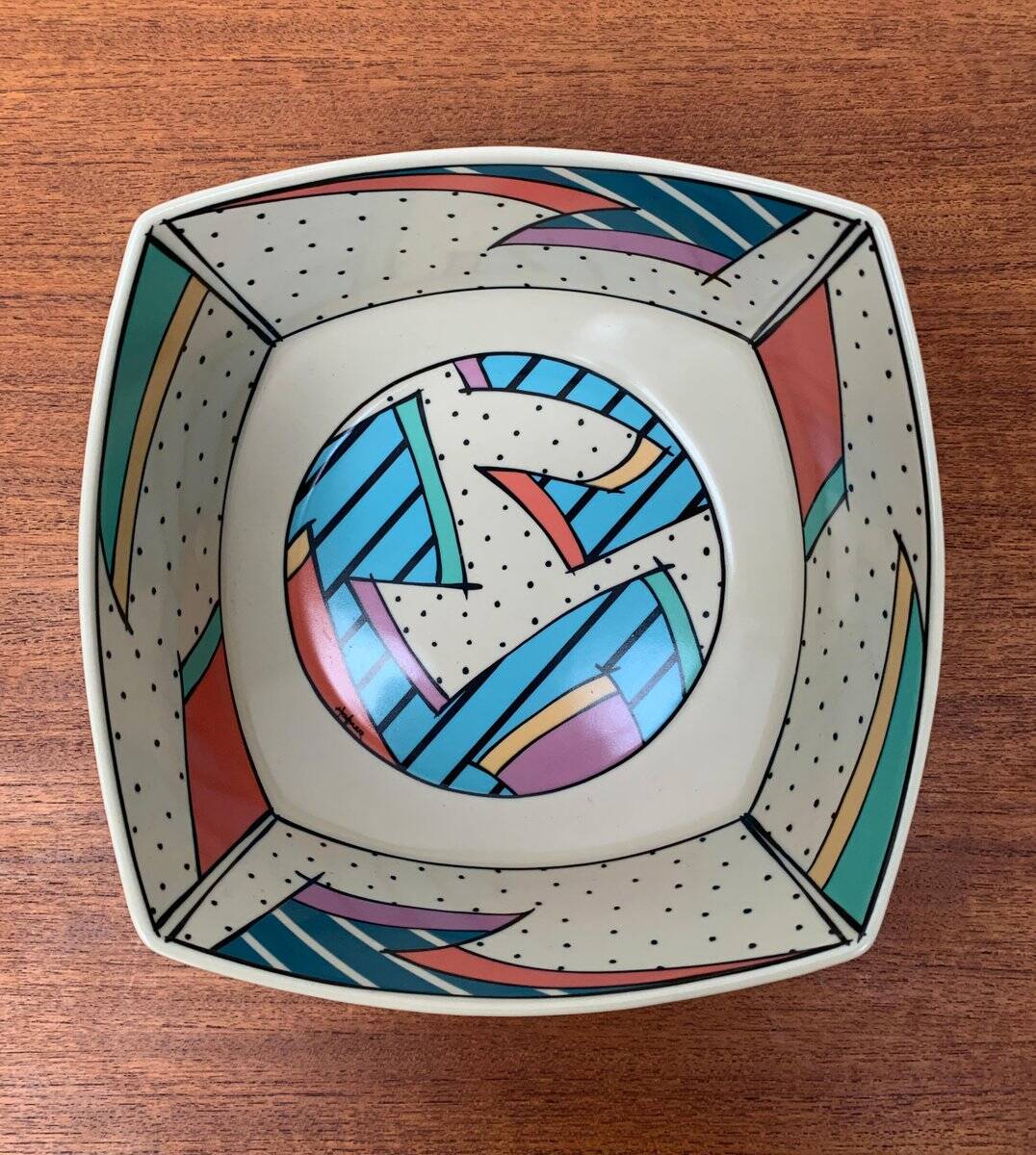 Set of 5 Bowls from the Flash One Postmodern Series by Dorothy Hafner for Rosenthal, 1980s.