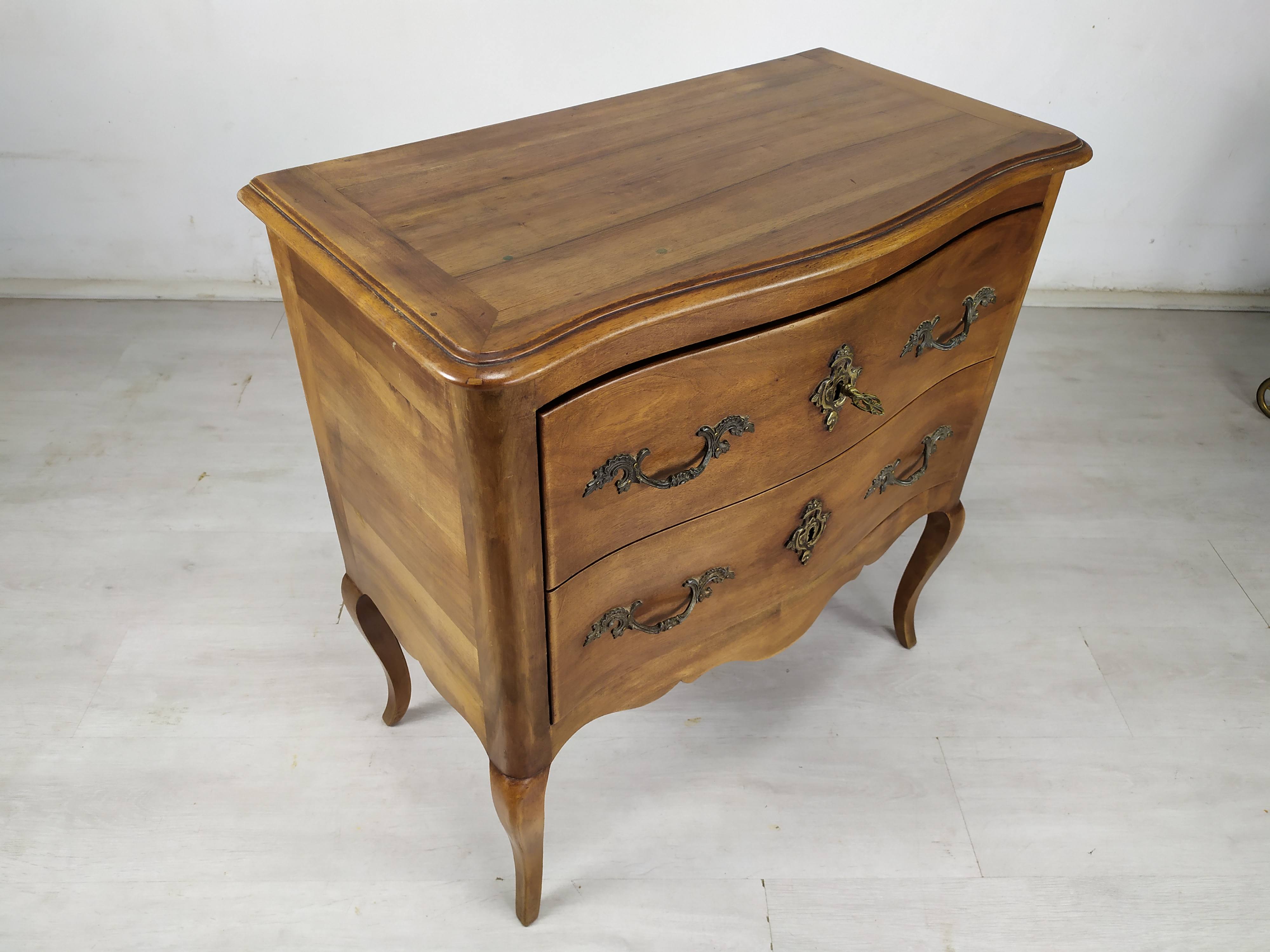 Commode Louis XV walnut